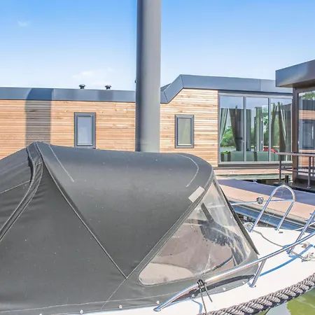 Tekne 2 Bedroom Lovely Ship In Ohe & Laak 5*